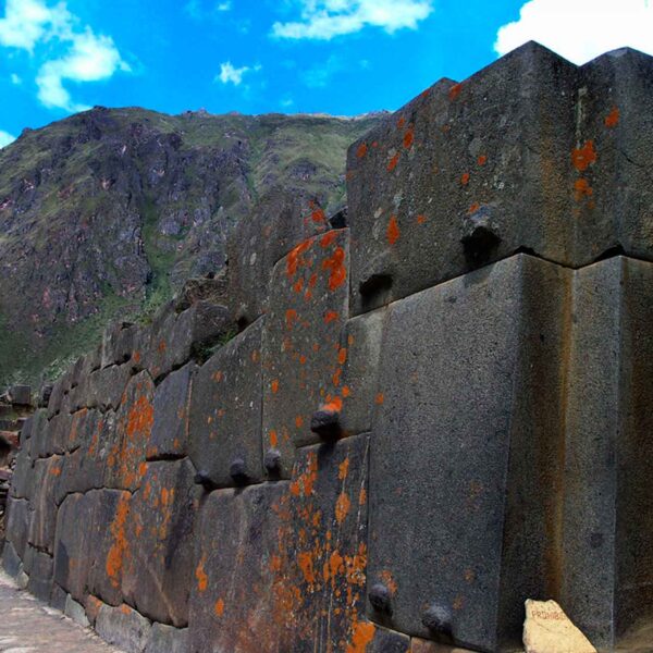 sacred valley cusco